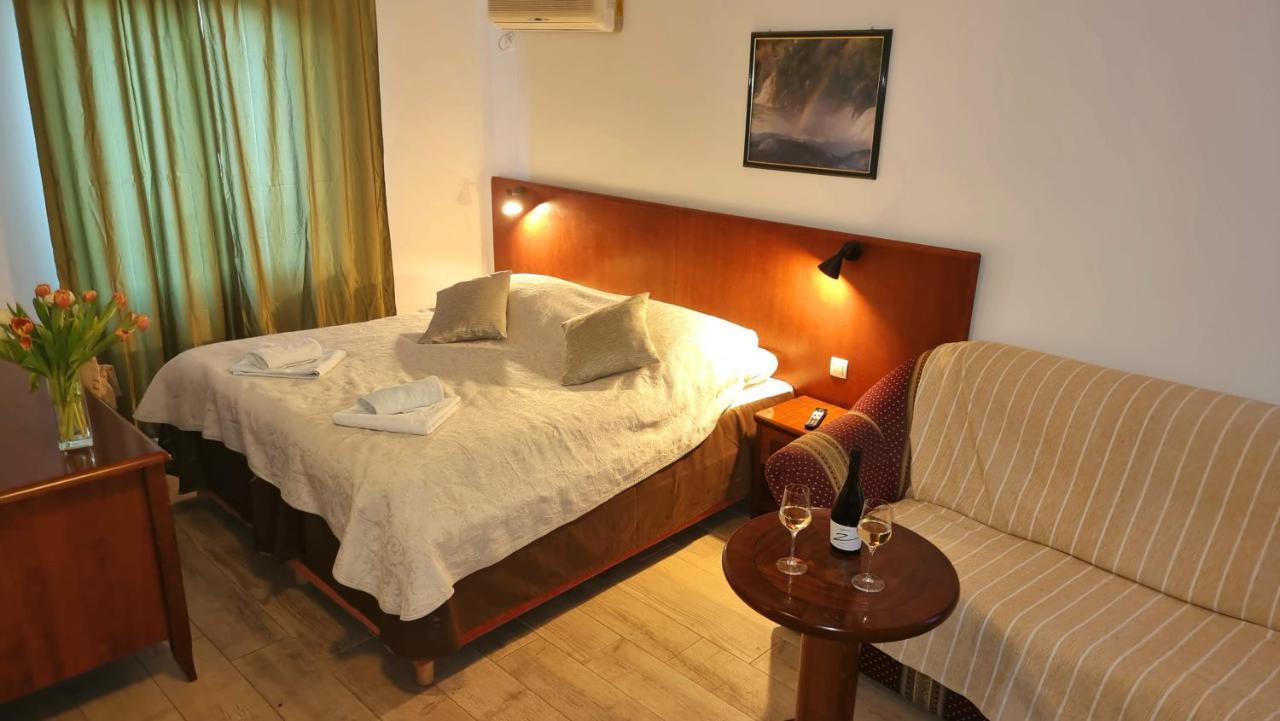 Visovac Rooms And Breakfast Skradin Luaran gambar