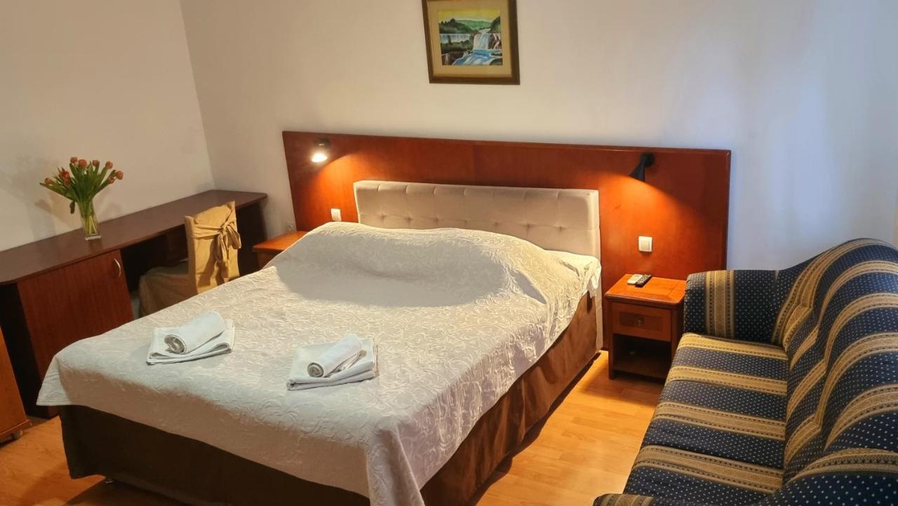 Visovac Rooms And Breakfast Skradin Luaran gambar