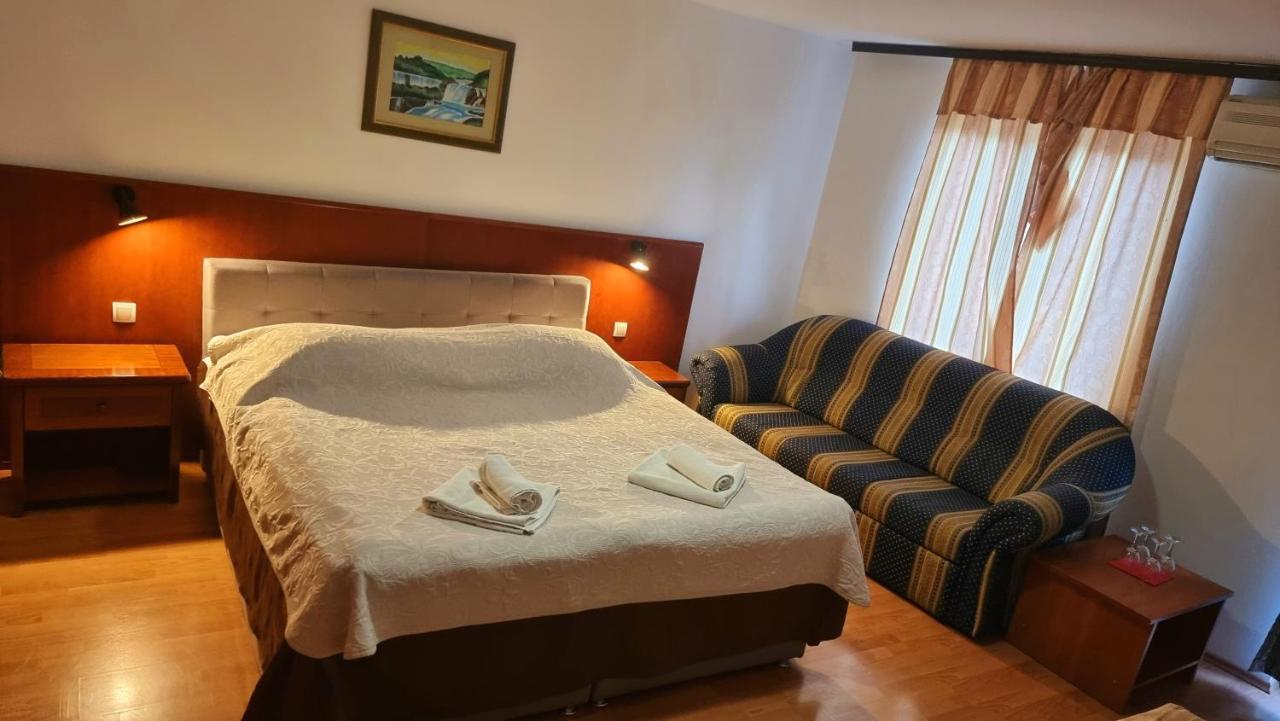 Visovac Rooms And Breakfast Skradin Luaran gambar