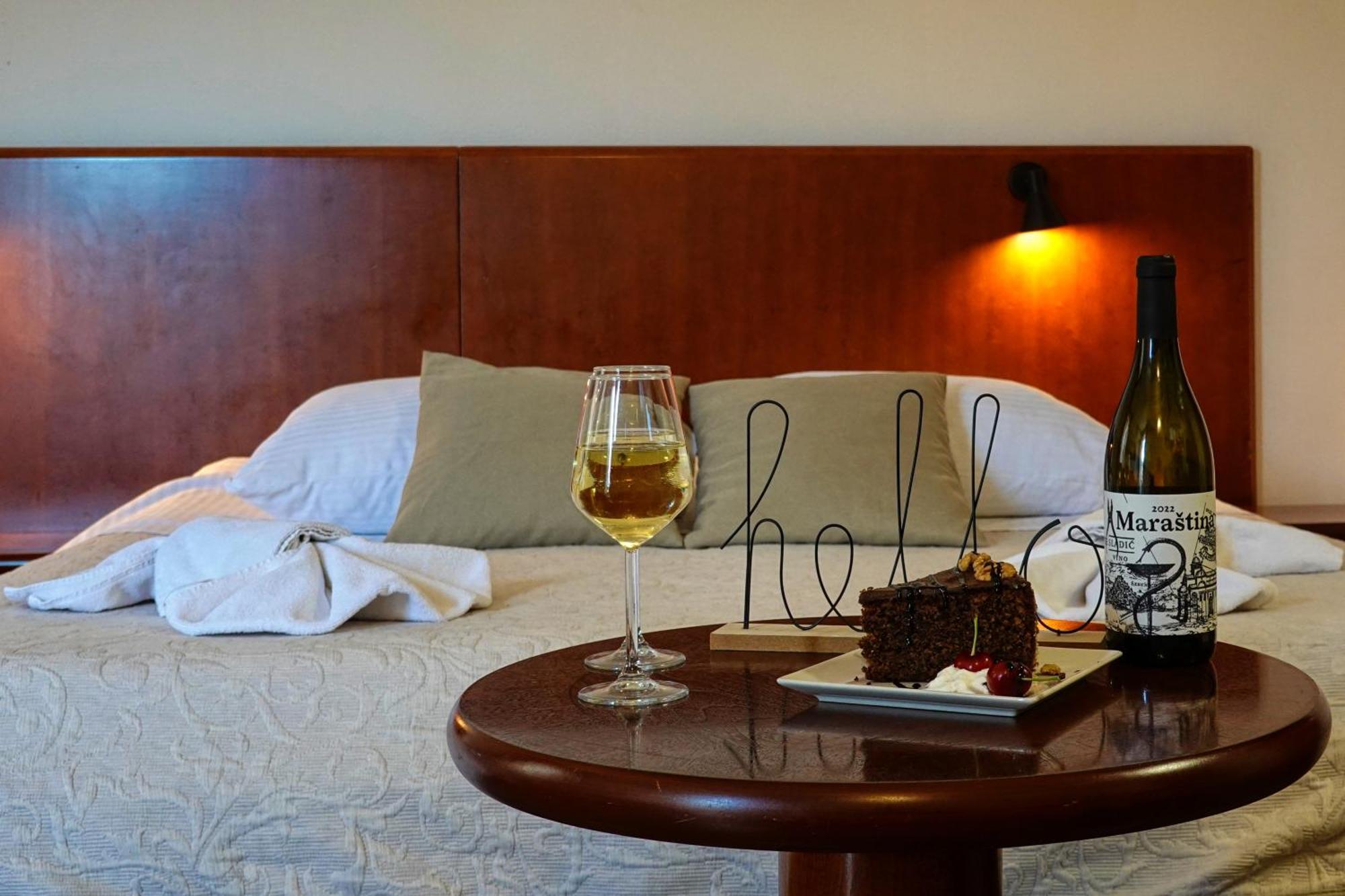 Visovac Rooms And Breakfast Skradin Luaran gambar